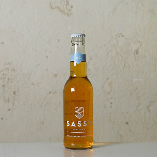 Pusiau sausas nealkoholinis sidras SASSY, 0.330L, Prancūzija